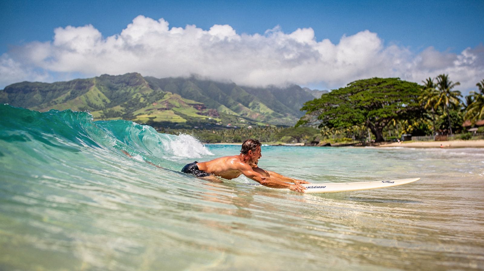 Surf lessons in Waikiki