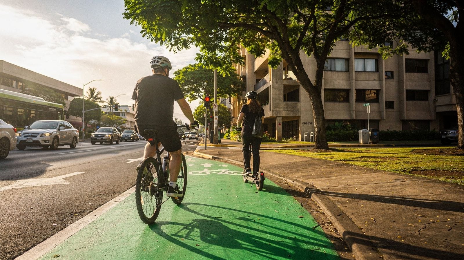 Regras de e-bikes e trotinetes eléctricas em Oahu